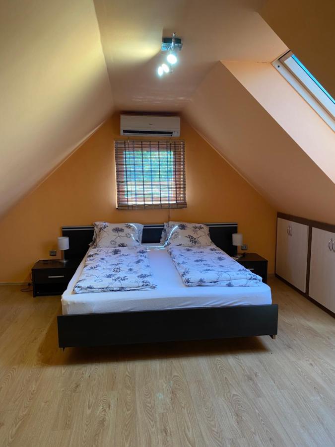 Diofa Apartman Siofok Bagian luar foto